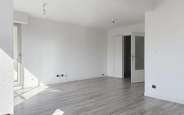 Appartement à vendre    2 pièces • 65,53 m2 La Rochelle