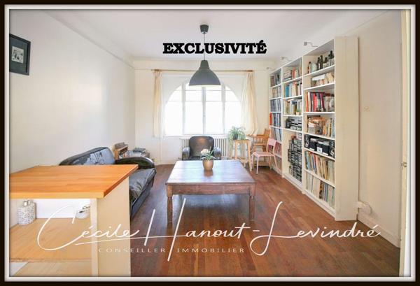 Roz-sur-Couesnon (35610) ROZ SUR COUESNON - Maison de bourg en pierre 177 m² - 5 chambres - avec courette et garage.