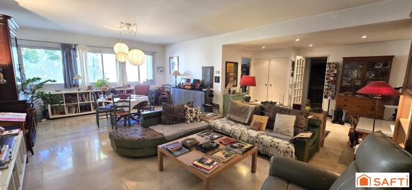 T4 de 115 m² avec loggia, au calme en intra-muros