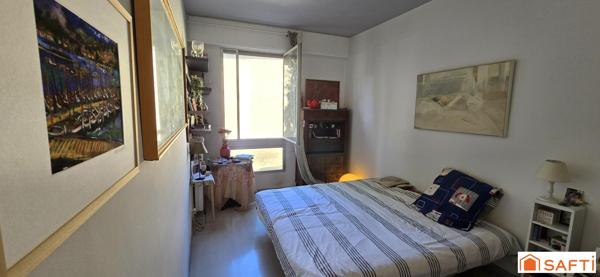 T4 de 115 m² avec loggia, au calme en intra-muros