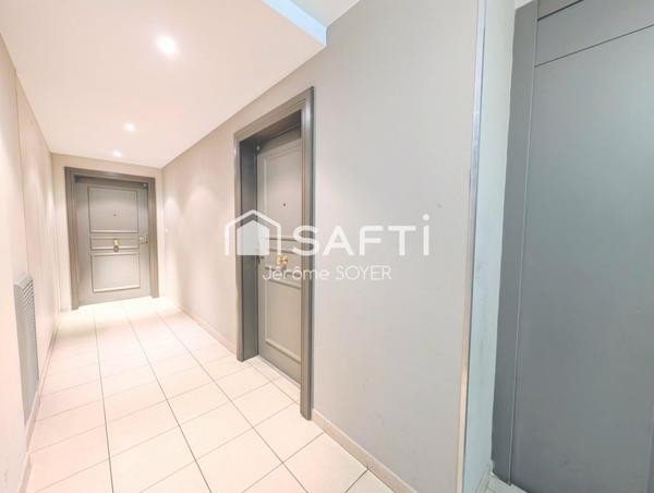 APPARTEMENT T2 AVEC BALCON DE 11 M² ET ASCENCEUR