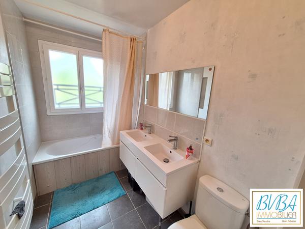 Maison Bouaye 4 pièce(s) 97.78 m2 , Bouaye