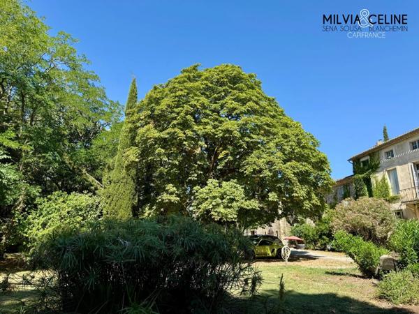 Propriete à vendre 32 pièces proche de CARCASSONNE (11) 2 habitations 522m2+ parc 2,82 hectares + dépendances