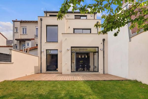 Maison Nanterre - MONT-VALÉRIEN