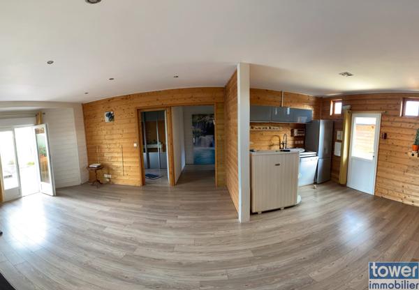Chalet
                                                                                                                                                                                                                                                                                                                        3 pièce(s)                                                                                                                                                                                                          2 chambre(s)                                                                                                                                                                                                          70  m²