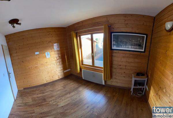 Chalet
                                                                                                                                                                                                                                                                                                                        3 pièce(s)                                                                                                                                                                                                          2 chambre(s)                                                                                                                                                                                                          70  m²