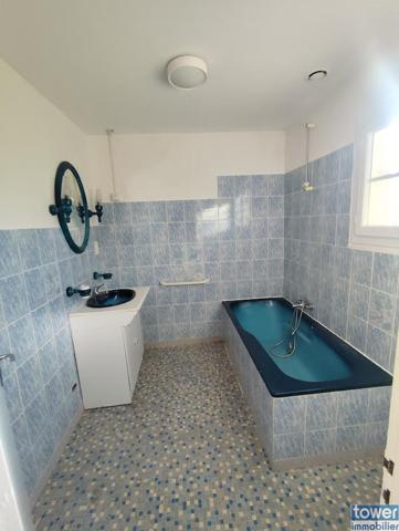 Maison
                                                                                                                                                                                                                                                                                                                        4 pièce(s)                                                                                                                                                                                                          3 chambre(s)                                                                                                                                                                                                          106  m²