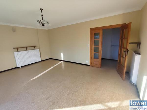Maison
                                                                                                                                                                                                                                                                                                                        4 pièce(s)                                                                                                                                                                                                          3 chambre(s)                                                                                                                                                                                                          106  m²