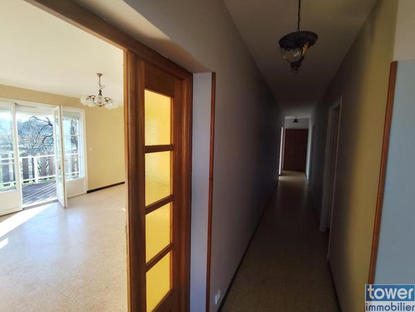 Maison
                                                                                                                                                                                                                                                                                                                        4 pièce(s)                                                                                                                                                                                                          3 chambre(s)                                                                                                                                                                                                          106  m²