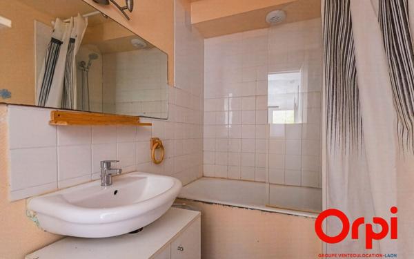 Maison à vendre    7 pièces •  Bruyères-et-Montbérault