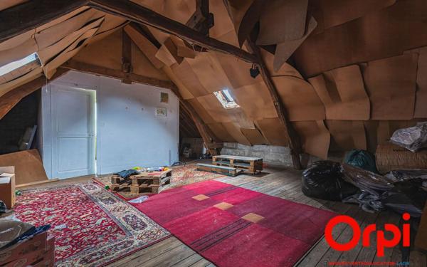 Maison à vendre    7 pièces •  Bruyères-et-Montbérault