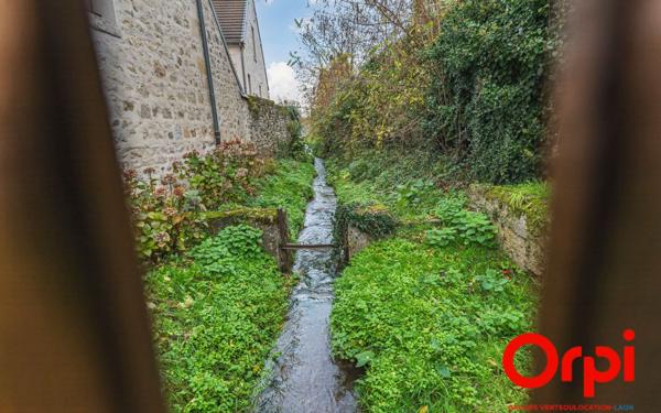 Maison à vendre    7 pièces •  Bruyères-et-Montbérault