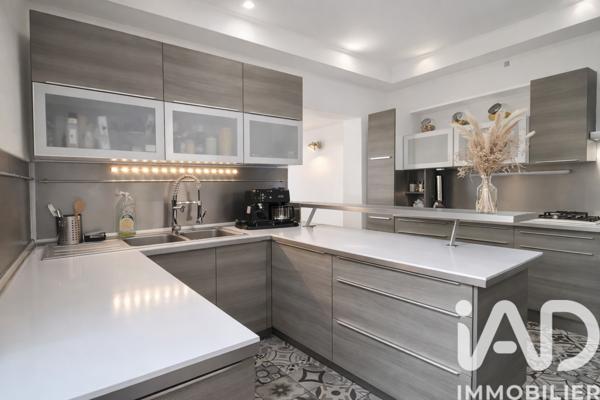 Maison à vendre 5 pièces 89,8 m² Beaucaire