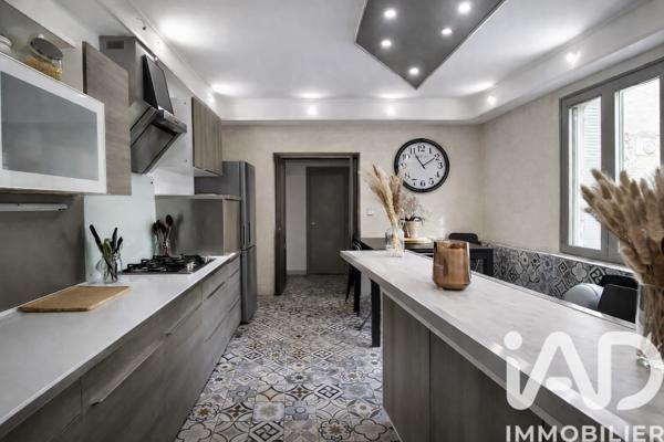 Maison à vendre 5 pièces 89,8 m² Beaucaire