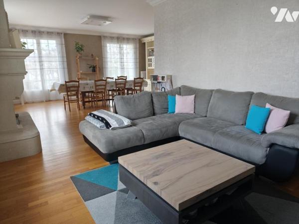 Maison rénovée avec goût et spacieuse