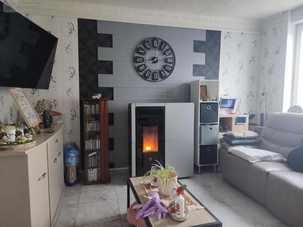 Maison à vendre à Aire-sur-la-Lys dans le Pas-de-Calais (62120), ref : 62096-331