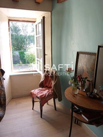 MAISON DE VILLAGE 88 M² - SECTEUR CHEMERE LE ROI / 53340