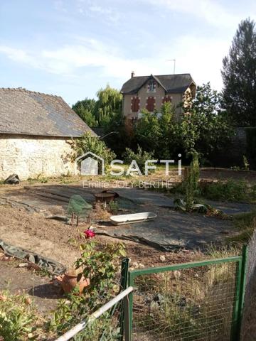 MAISON DE VILLAGE 88 M² - SECTEUR CHEMERE LE ROI / 53340