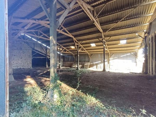 Ancien corps de ferme Noyal Pontivy 420 m2