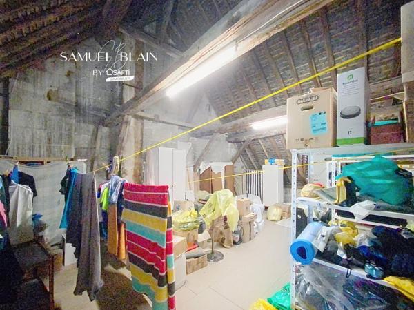 Maison de ville 125 M2 + grenier aménagéable et jardin clos.