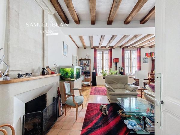 Maison de ville 125 M2 + grenier aménagéable et jardin clos.