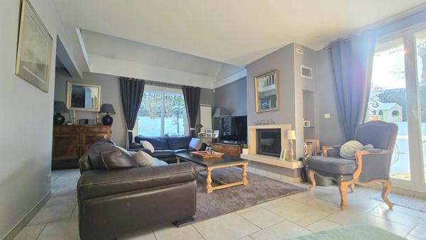 Maison à Montlignon, 95680 - 6 pièces 150m²