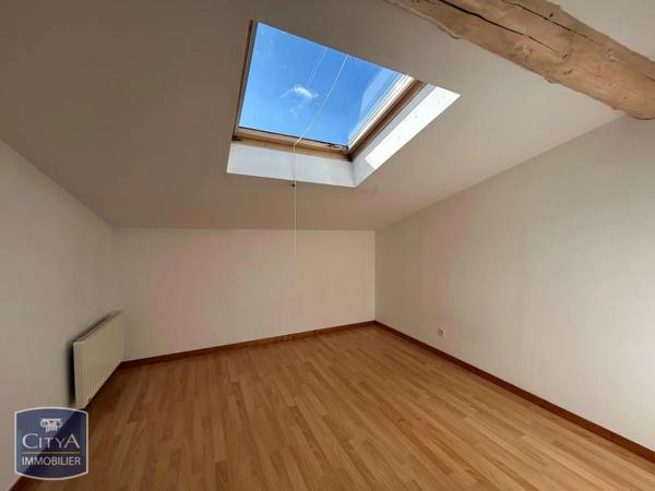 Appartement à louer 2 pièces 40.81m² Bourg-Argental (42220)
