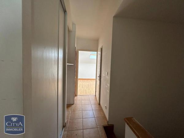 Appartement à louer 2 pièces 40.81m² Bourg-Argental (42220)