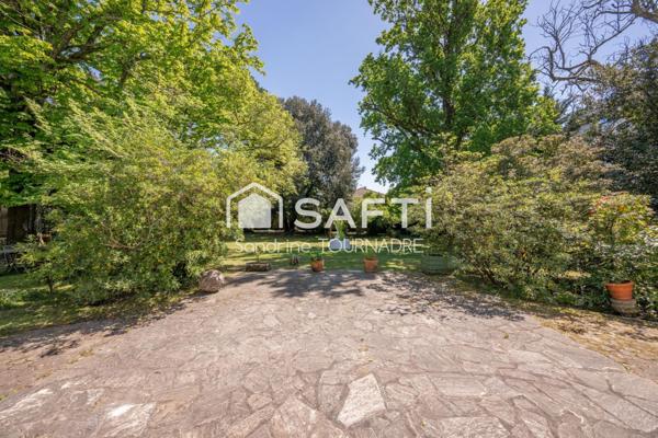 Maison de Maître 230 m² avec parc de 2500 m²