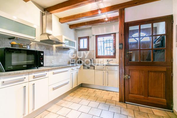 MAISON FAMILIALE AVEC JARDIN