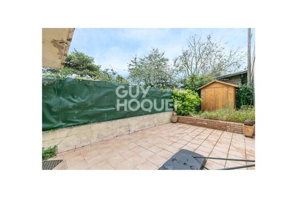 MAISON FAMILIALE AVEC JARDIN