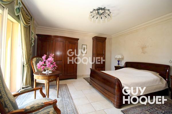 Maison _ piscine _ double garage _Saint Cyprien_