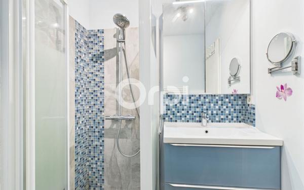 Appartement à vendre    2 pièces • 42,03 m2 Mandelieu-la-Napoule