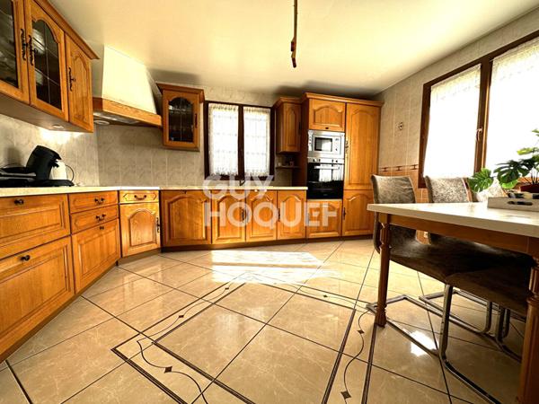 VENTE : maison 7 pièces (156 m²) à ALBERTVILLE