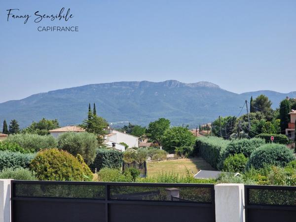 Maison contemporaire 140 m2 avec vue imprenable sur Mont Aurélien et Sainte Victoire