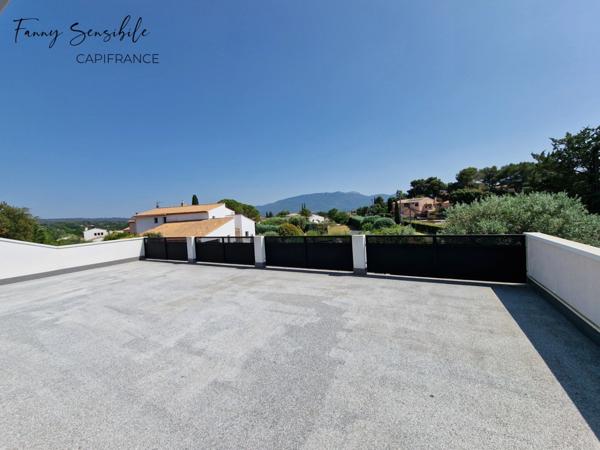Maison contemporaire 140 m2 avec vue imprenable sur Mont Aurélien et Sainte Victoire