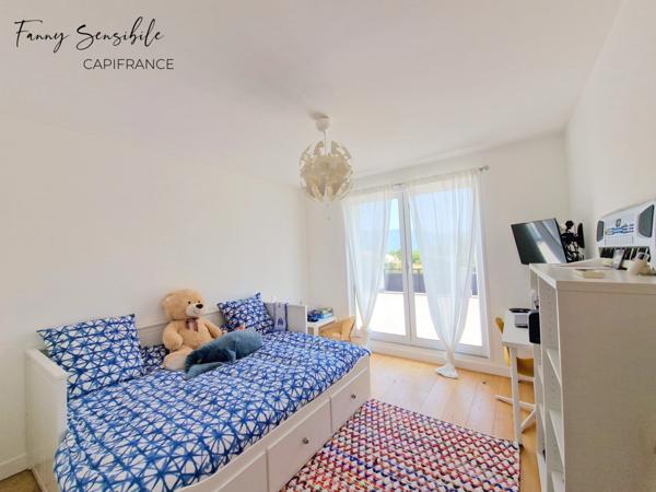 Maison contemporaire 140 m2 avec vue imprenable sur Mont Aurélien et Sainte Victoire