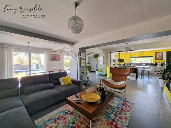 Maison contemporaire 140 m2 avec vue imprenable sur Mont Aurélien et Sainte Victoire