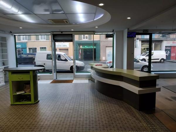 Location Local commercial 4 pièces à Carmaux