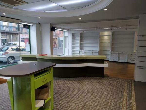 Location Local commercial 4 pièces à Carmaux