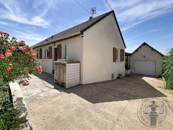 Vente                                                      Maison
                        
                     6 pièces                      130 m2                     à Dourdan