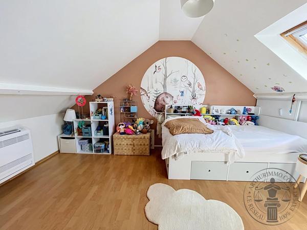 Vente                                                      Maison
                        
                     6 pièces                      130 m2                     à Dourdan