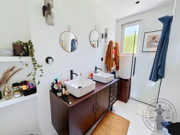 Vente                                                      Maison
                        
                     6 pièces                      130 m2                     à Dourdan