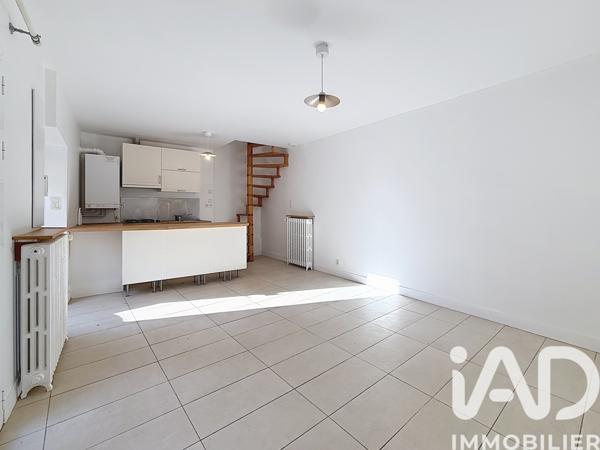 Appartement à vendre 2 pièces 47 m² Le Mesnil-le-Roi