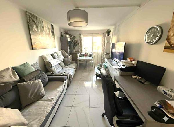 Appartement Nice 3 pièces Nice Ouest 60 m2 avec terrasse et garage