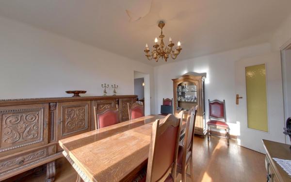 Maison à vendre    6 pièces • 100 m2 Le Blanc-Mesnil