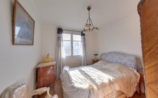 Maison à vendre    6 pièces • 100 m2 Le Blanc-Mesnil