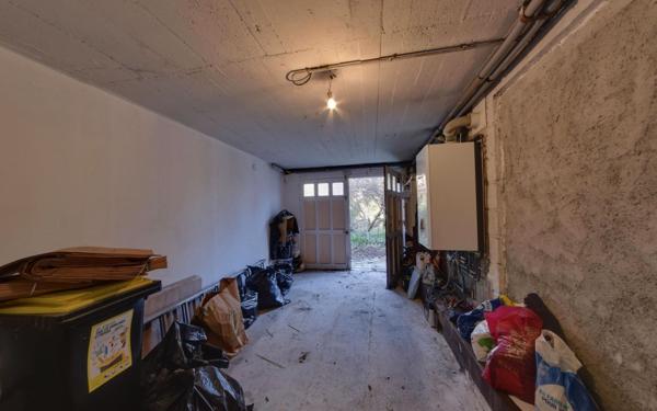 Maison à vendre    6 pièces • 100 m2 Le Blanc-Mesnil