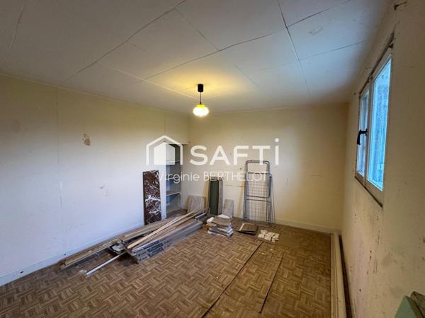 BEL ENSEMBLE IMMOBILIER COMPOSE DE 2 MAISONS EN PIERRE  A  AIFFRES !