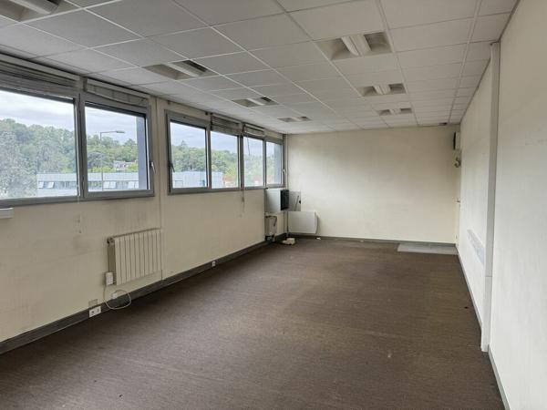 SAINT AVERTIN BUREAU A LOUER 48 M²